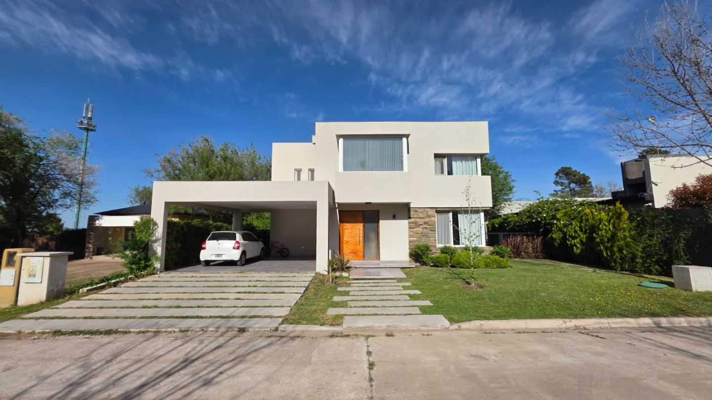 Casa en venta B° Privado La Joaquina 6 