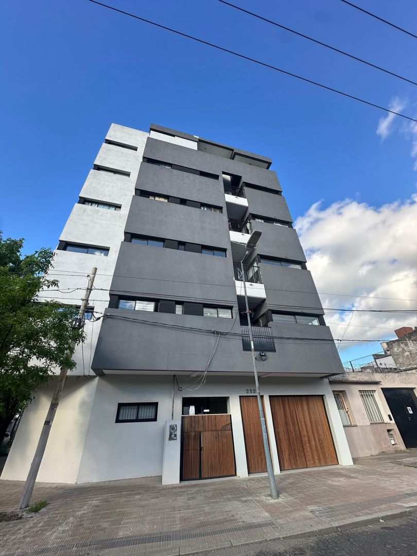 Departamento en 1 200