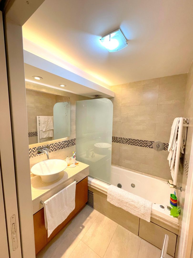 Departamento en Venta en Tres de Febrero, G.B.A. Zona Oeste
