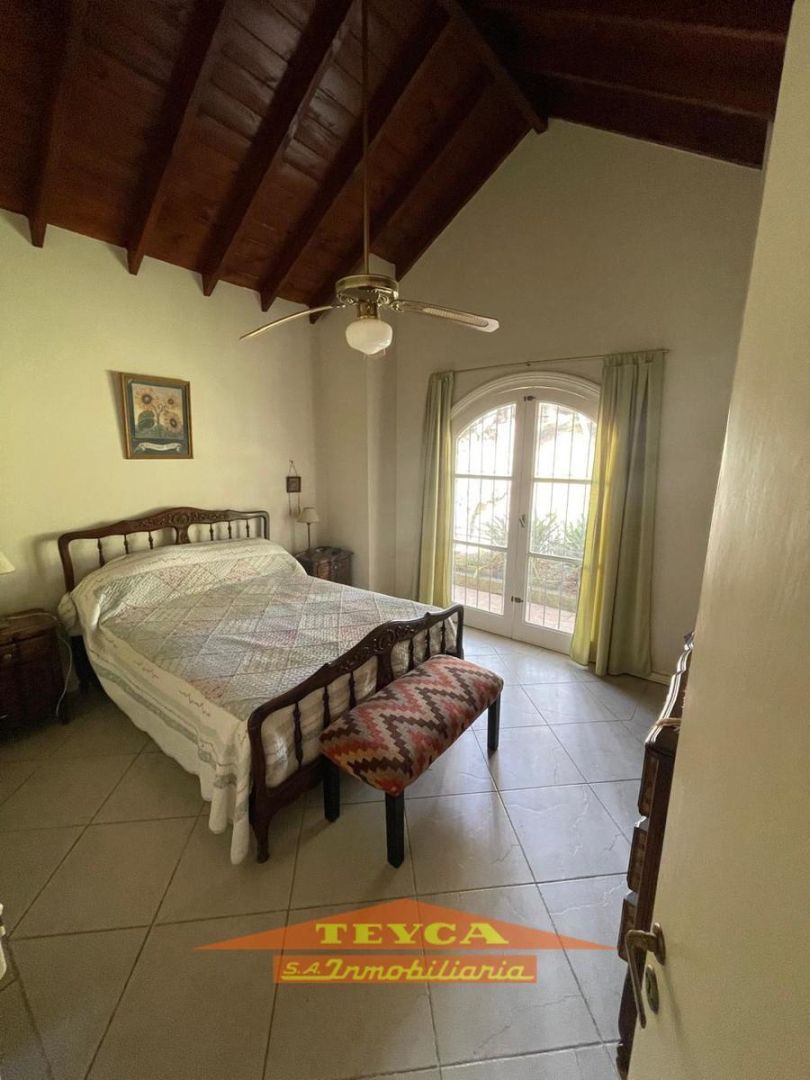 Casa en venta Lasalle 4 ambientes