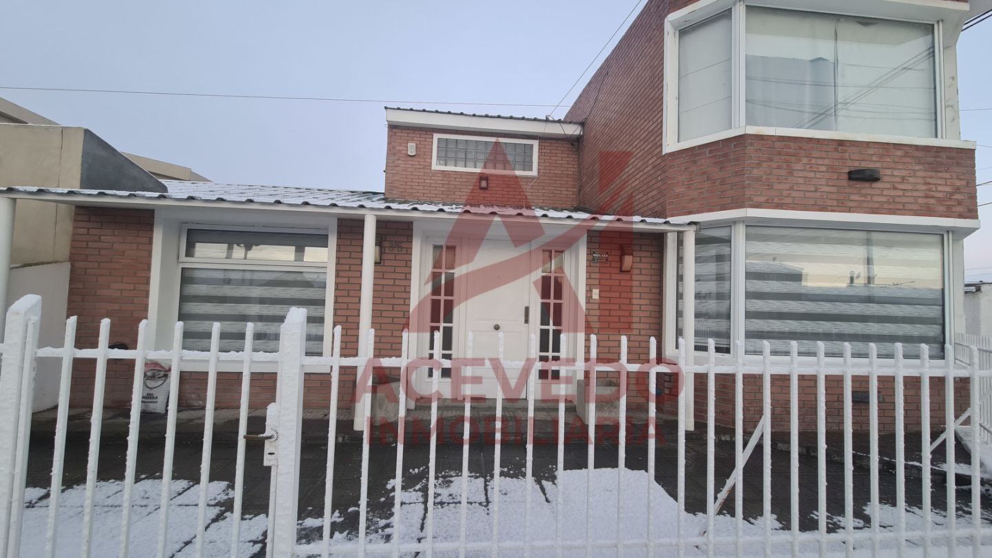 Casa en venta Bº Cgt 3 ambientes