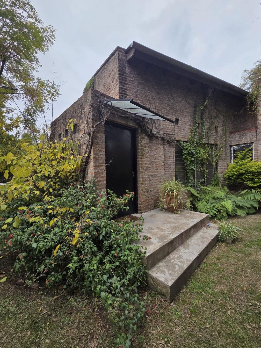 Casa en Alquiler en Ituzaingo, G.B.A. Zona Oeste