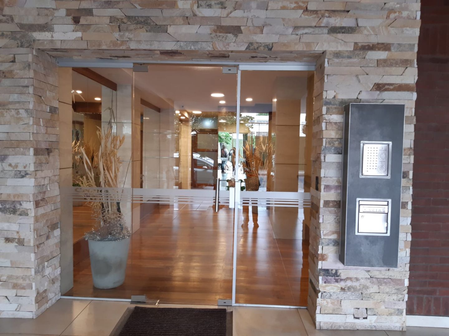 VENTA DE DEPARTAMENTO EN Mar del Plata - La Perla - 1