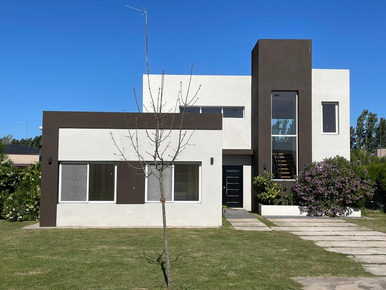 VENTA DE CASA EN Esteban Echeverría - Santa Inés - 1