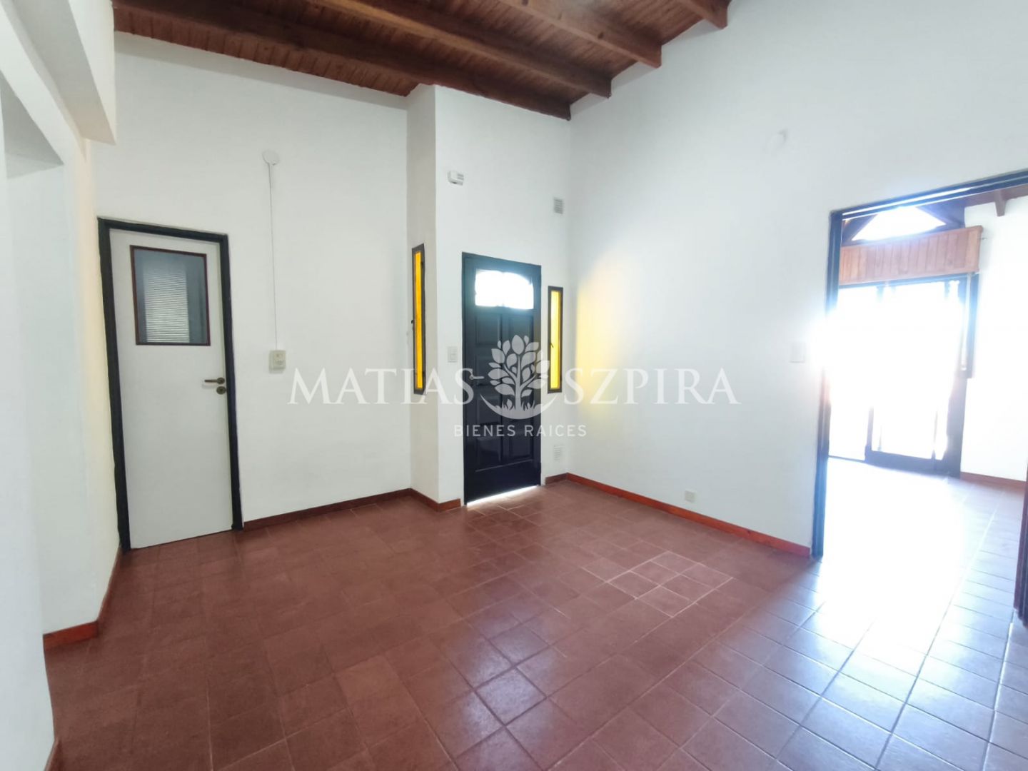 ALQUILER DE DEPARTAMENTO EN Hurlingham - Villa Tesei - 3