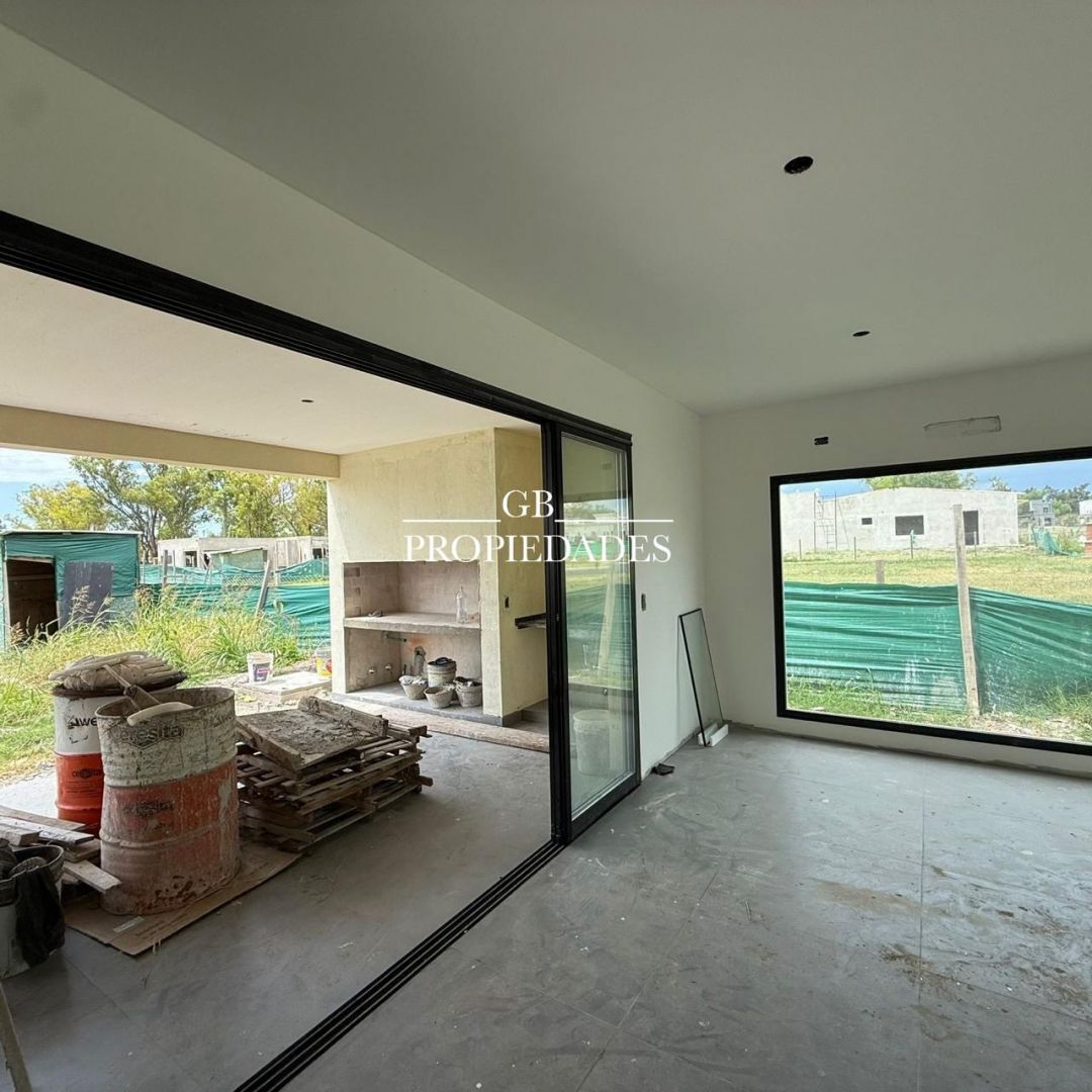 VENTA DE CASA EN Pilar - Santa Sofia - 8