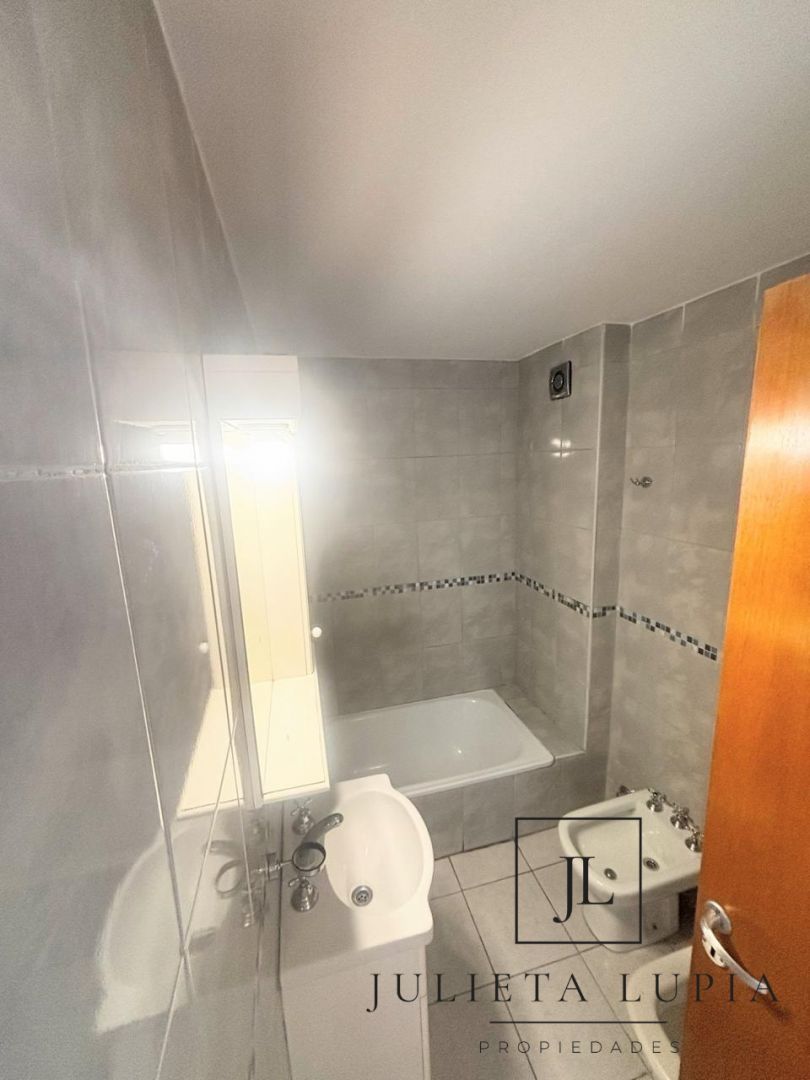 Departamento en Venta en Tres de Febrero, G.B.A. Zona Oeste