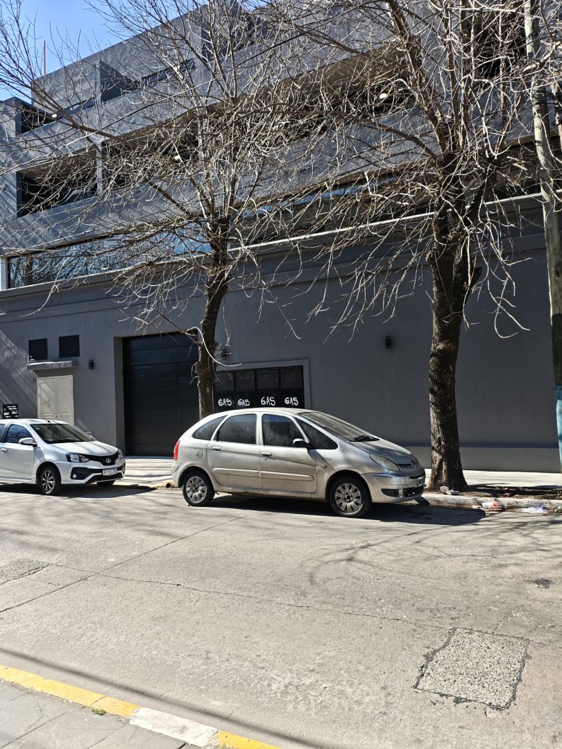 LOCAL EN VENTA Y ALQUILER