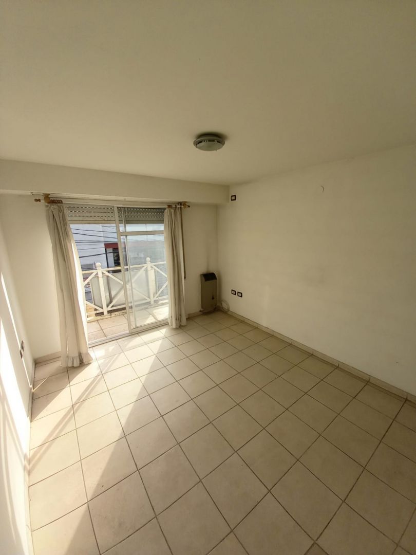 Departamento en Venta en Moron, G.B.A. Zona Oeste