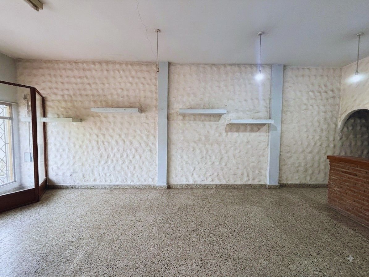 Local Comercial en Alquiler en Moron, G.B.A. Zona Oeste