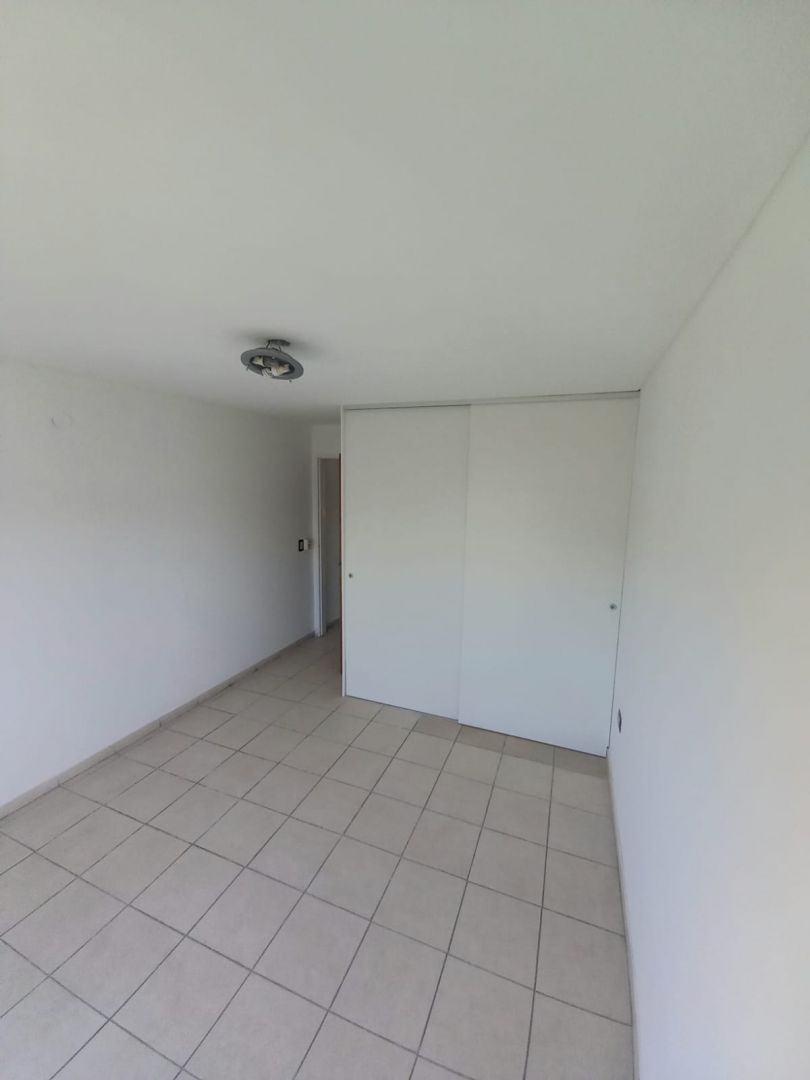 Departamento en Venta en Moron, G.B.A. Zona Oeste