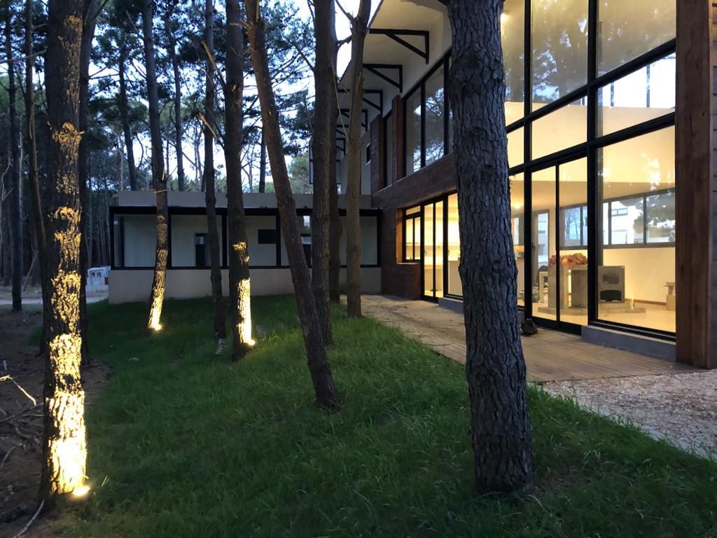 Casa en Venta en Pinamar, Buenos Aires Costa Atlantica