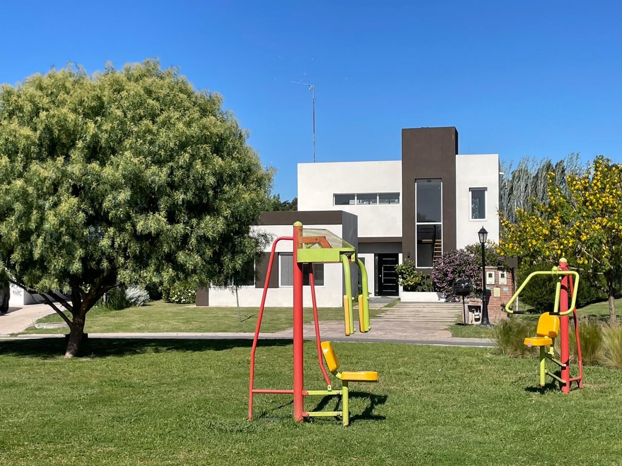 VENTA DE CASA EN Esteban Echeverría - Santa Inés - 24