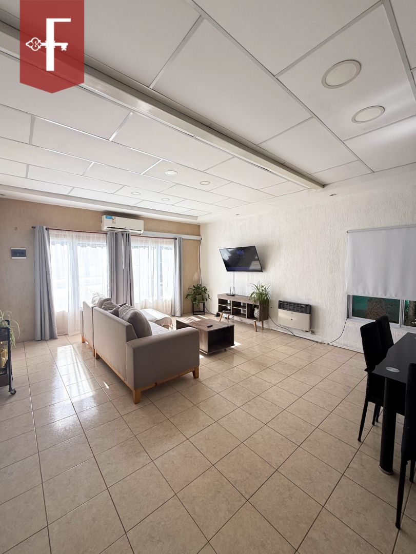 VENTA DE CASA EN Juana Koslay - BARRIO MANQUEGUE - 2