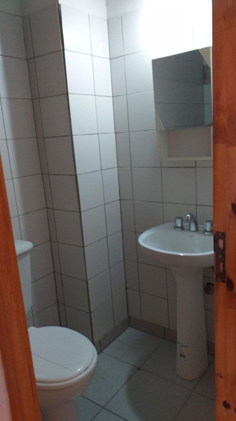 VENTA DE DEPARTAMENTO EN PERITO MORENO - CENTRO - 16