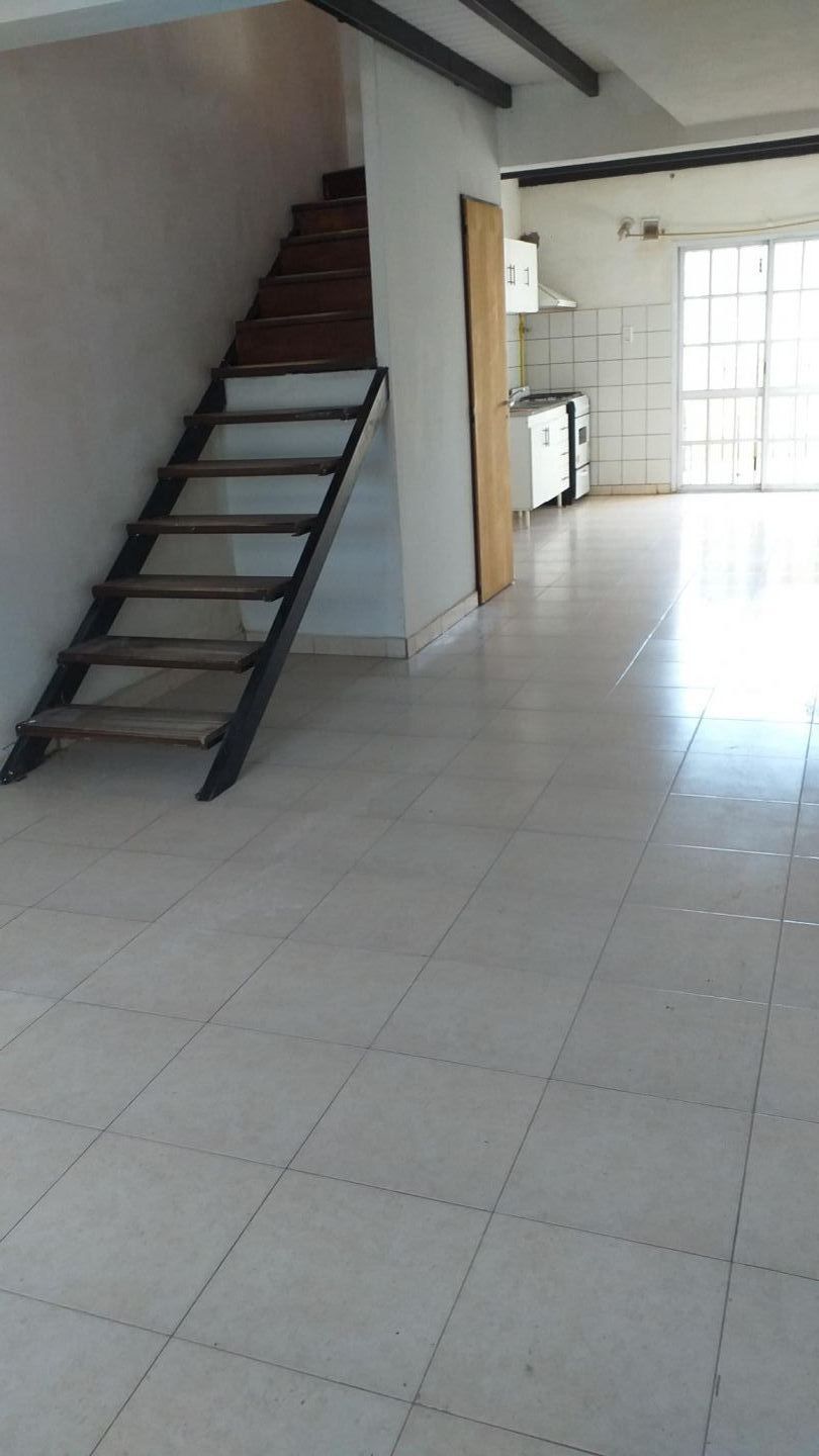 VENTA DE DEPARTAMENTO EN PERITO MORENO - CENTRO - 24