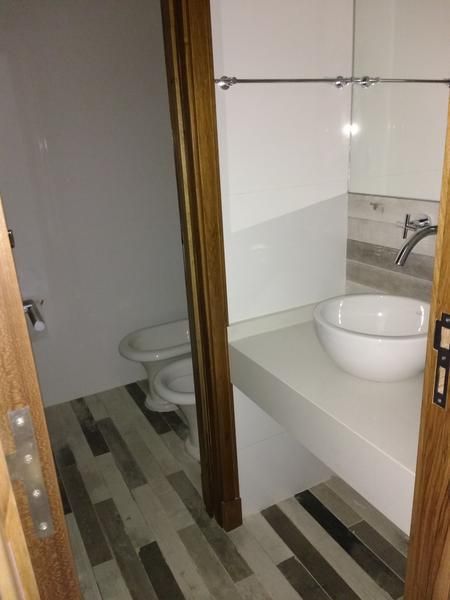 VENTA DE DEPARTAMENTO EN G.B.A. Zona Sur - San Jose - 25