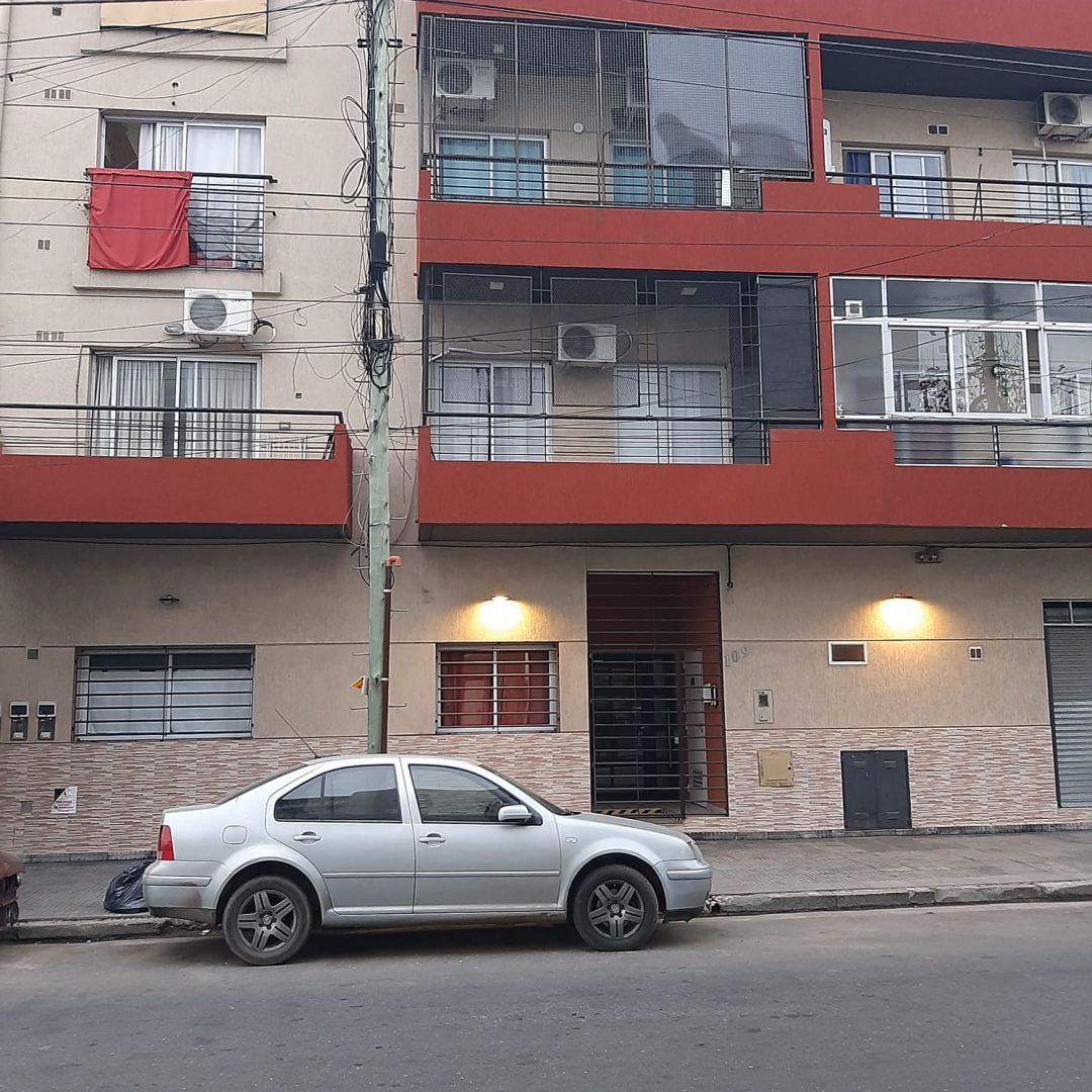 ALQUILER DE DEPARTAMENTO EN Avellaneda - Piñeyro - 1