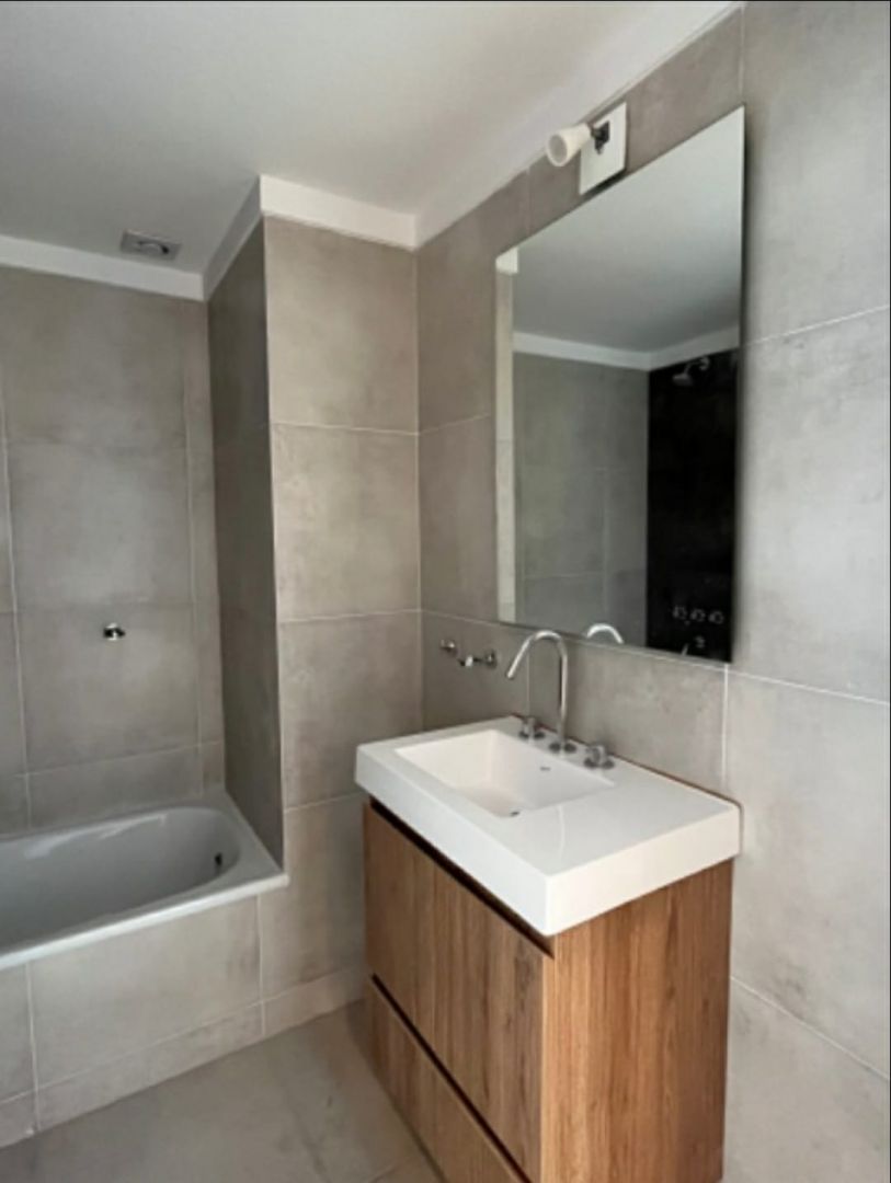 Departamento en Venta en Moron, G.B.A. Zona Oeste