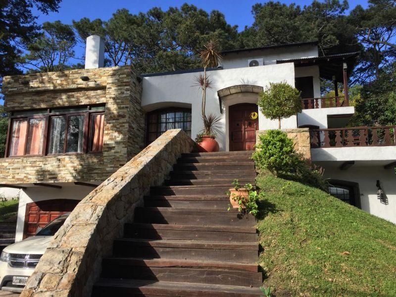 Gianini Propiedades, Venta de Casa en    Villa Gesell Foto2 