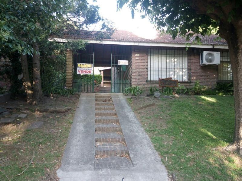 ALQUILER DE CASA EN Villa Gesell - Centro - 1