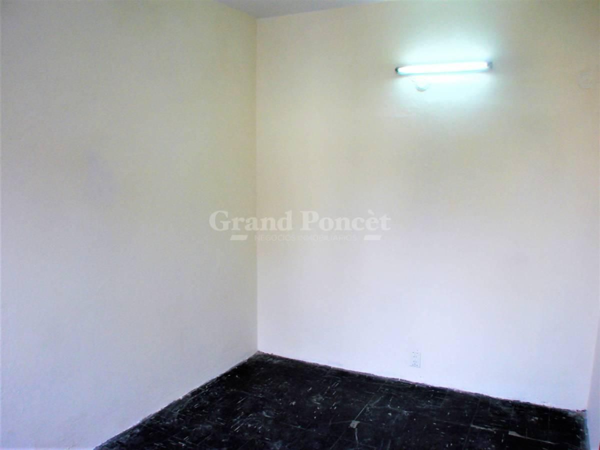VENTA DE EDIFICIO EN Capital Federal - Constitución - 35