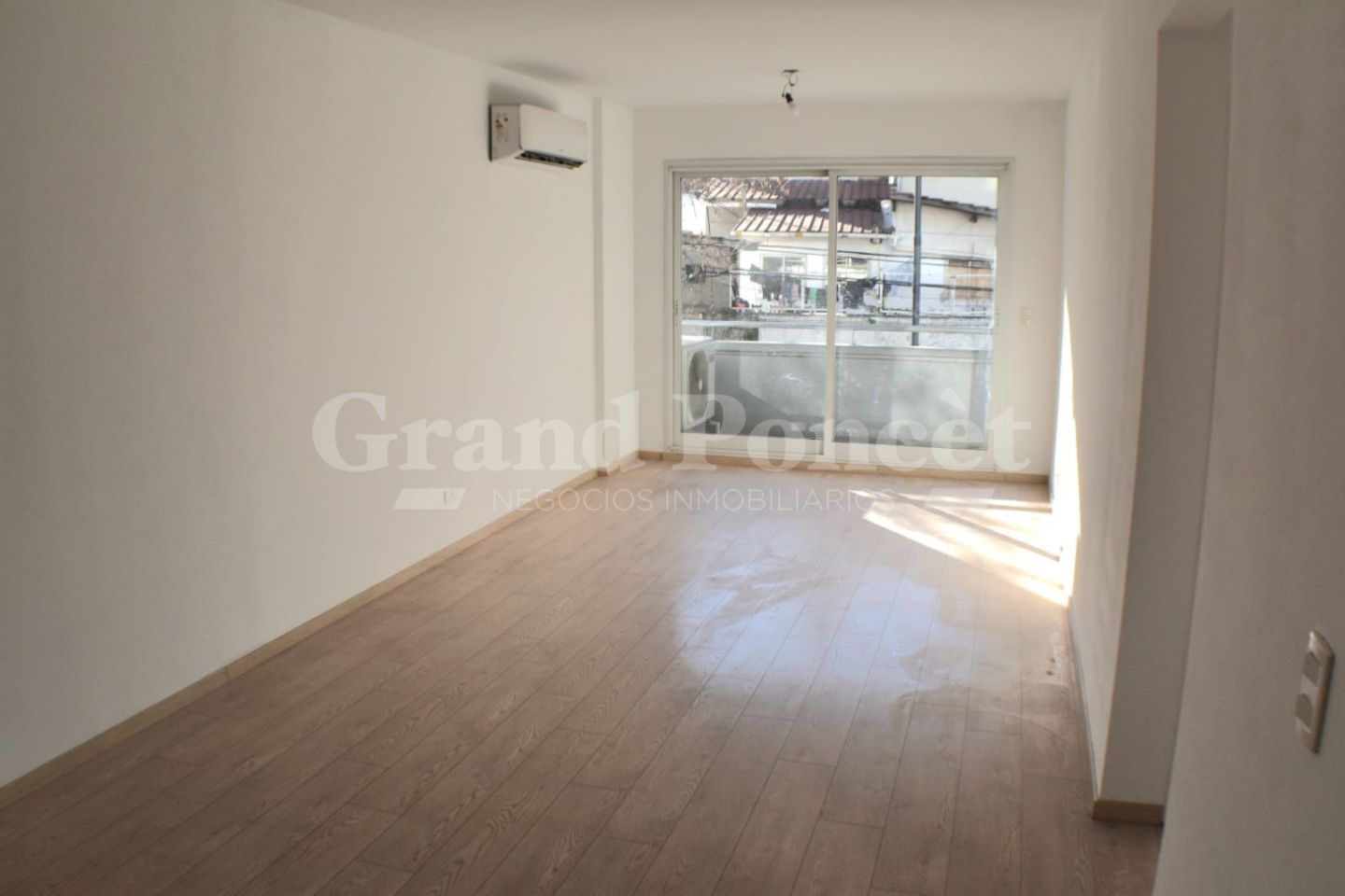 VENTA DE DEPARTAMENTO EN Capital Federal - Parque Patricios - 4