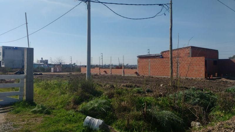 VENTA DE LOTE EN La Plata - Melchor Romero - 12