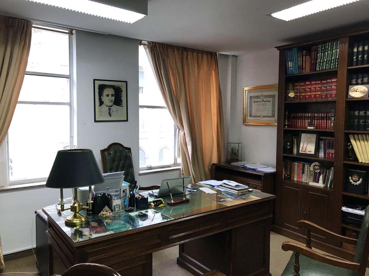 VENTA DE OFICINA EN Capital Federal - Centro / Microcentro - 10
