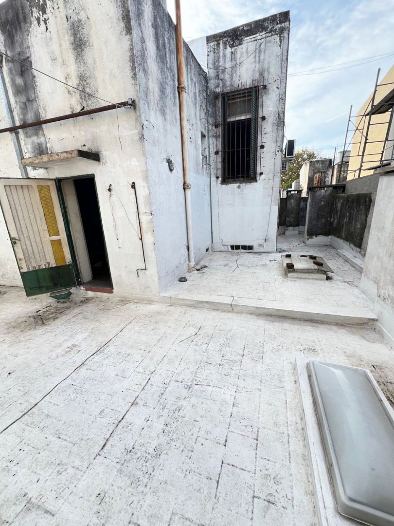 VENTA DE CASA EN Capital Federal - Liniers - 28