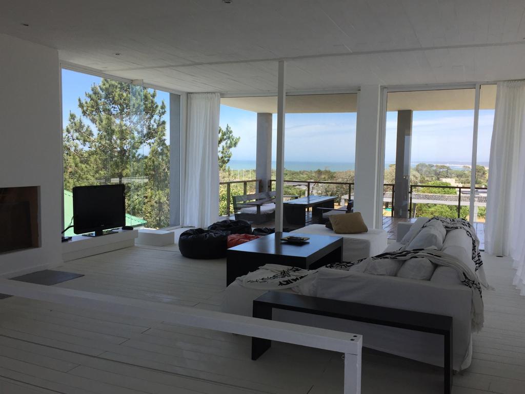 Casa EN VENTA Y ALQUILER