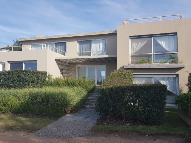 Casa EN ALQUILER TEMPORARIO