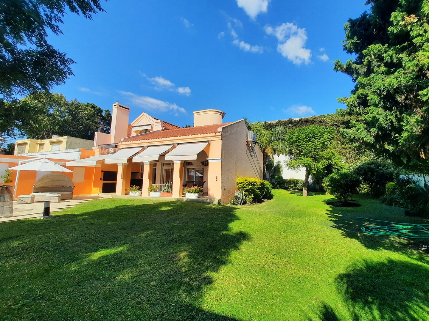 Casa en Alem 200
