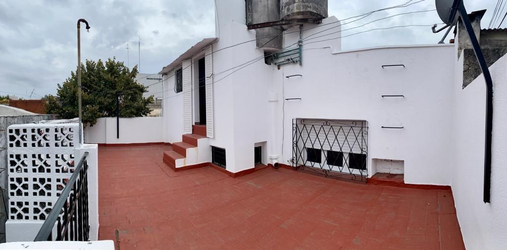 VENTA DE CASA EN Capital Federal - Liniers - 34