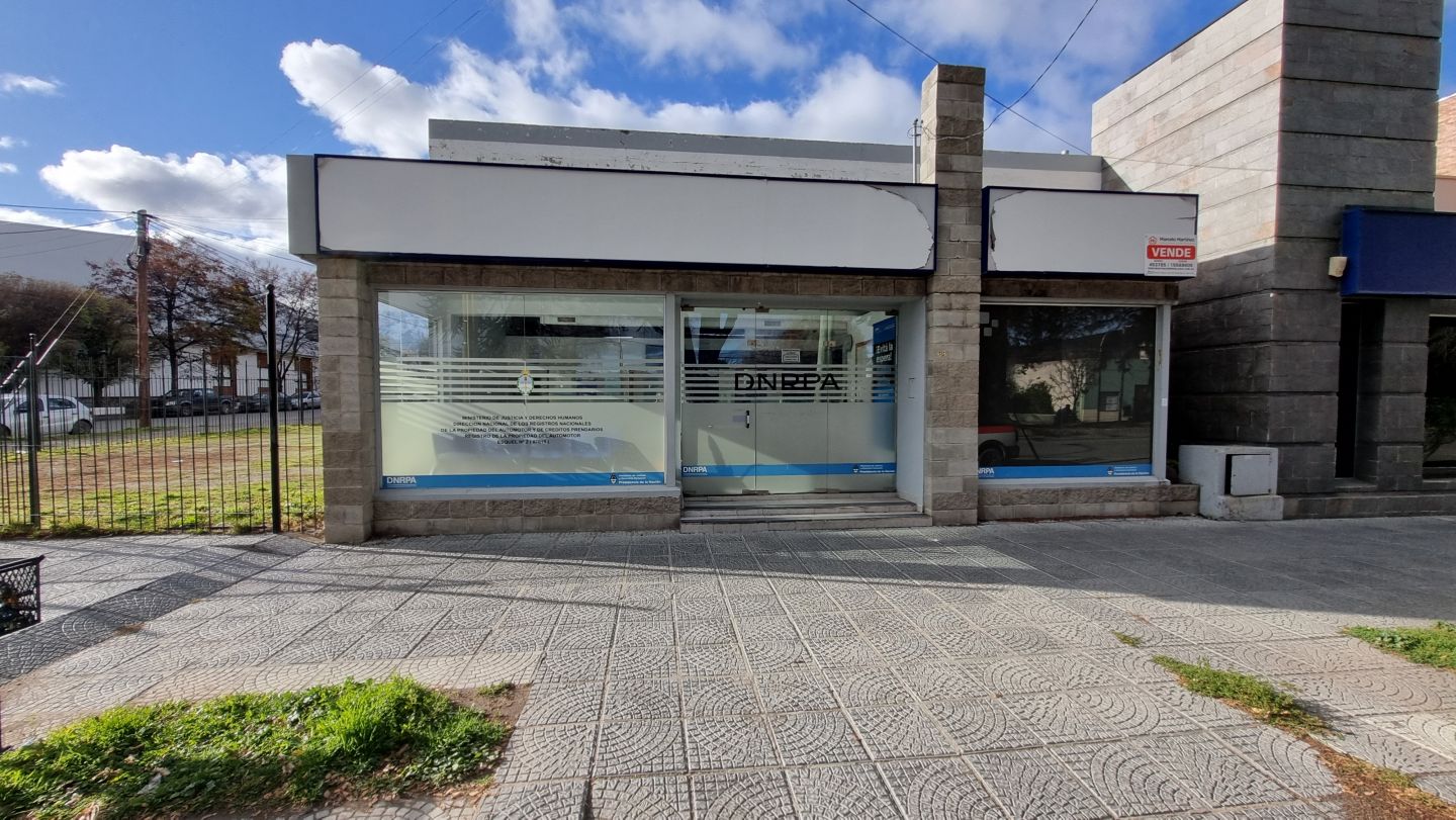 VENTA DE LOCAL EN Esquel - Centro - 1