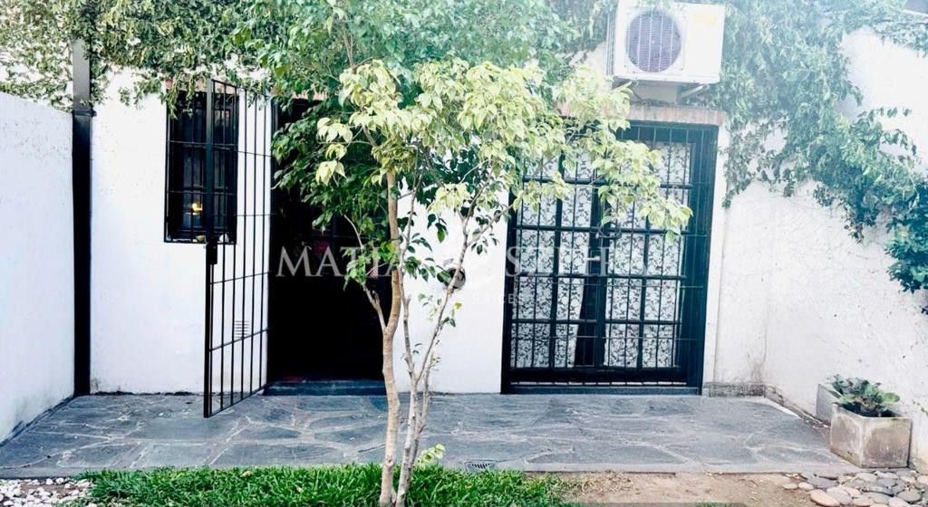 Casa en Venta en Moron, G.B.A. Zona Oeste
