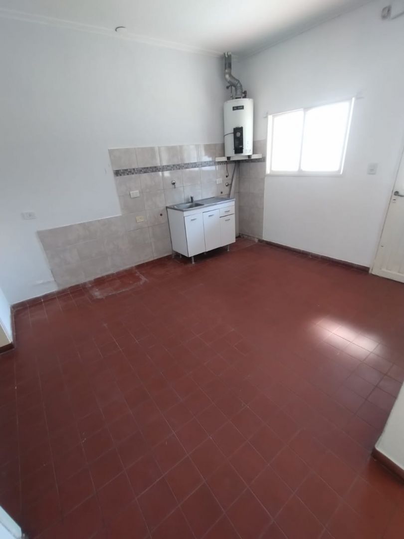 VENTA DE CASA EN Veinticinco de Mayo - 14
