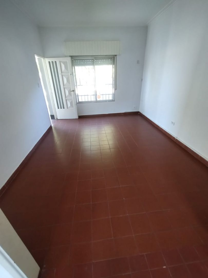 VENTA DE CASA EN Veinticinco de Mayo - 15