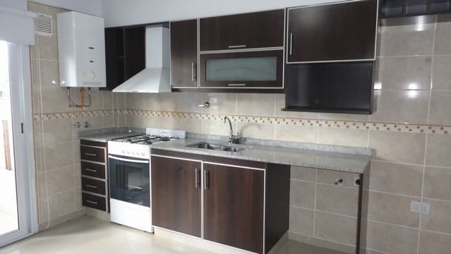 Departamento en Justo José de U 4600