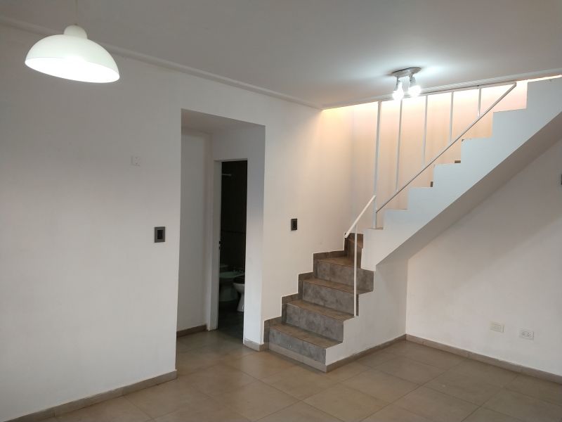 Departamento 3 amb, 55m² en primer piso — Balcarce