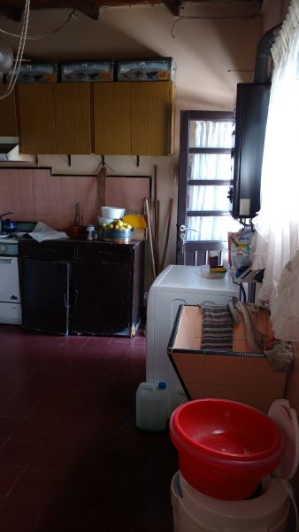 Chalet 4 amb con 3 dormitorios, garage y parrilla — gran parque en Balcarce