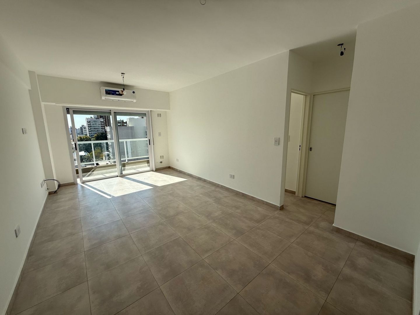 Departamento en Alquiler en Tres de Febrero, G.B.A. Zona Oeste