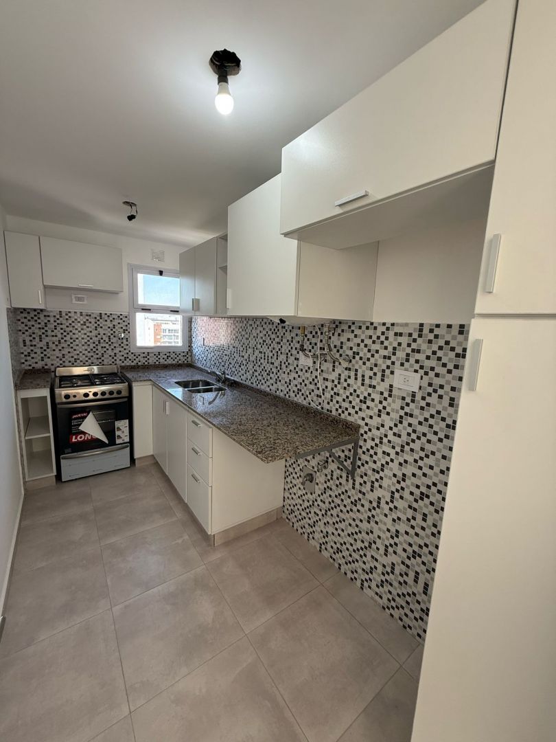 Departamento en Alquiler en Tres de Febrero, G.B.A. Zona Oeste