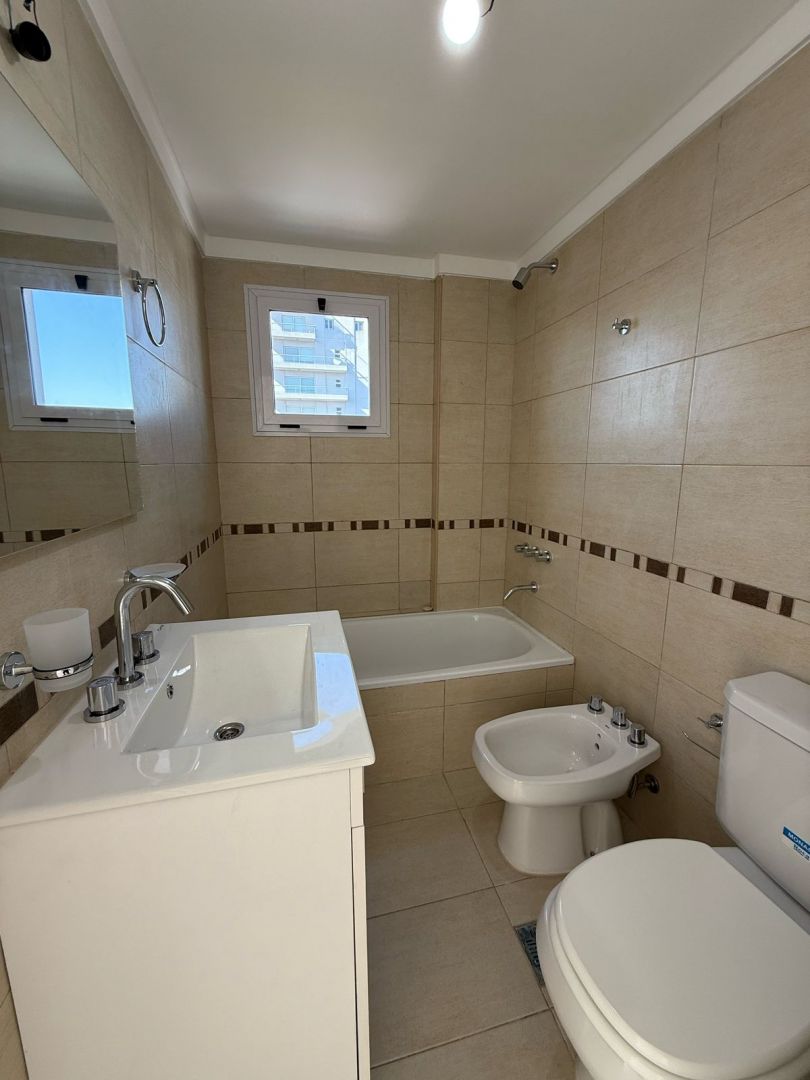 Departamento en Alquiler en Tres de Febrero, G.B.A. Zona Oeste
