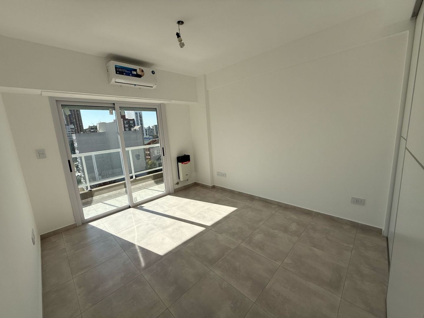 Departamento en Alquiler en Tres de Febrero, G.B.A. Zona Oeste