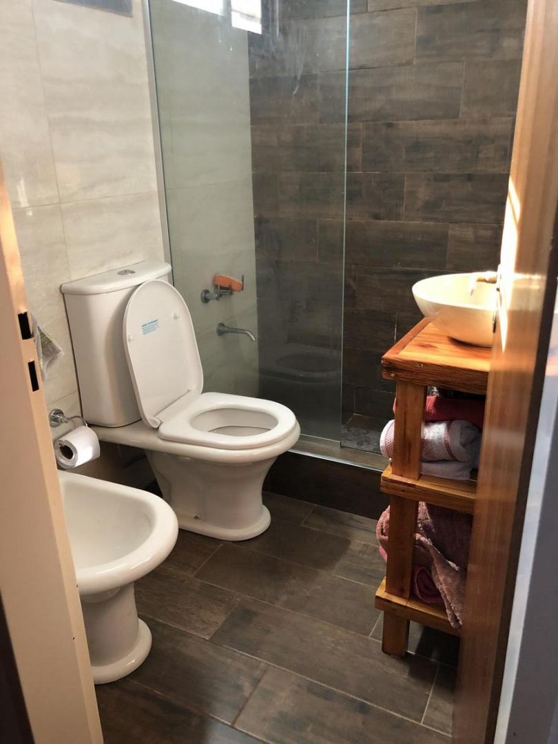 VENTA DE CASA EN G.B.A. Zona Sur - Almirante Brown - 34