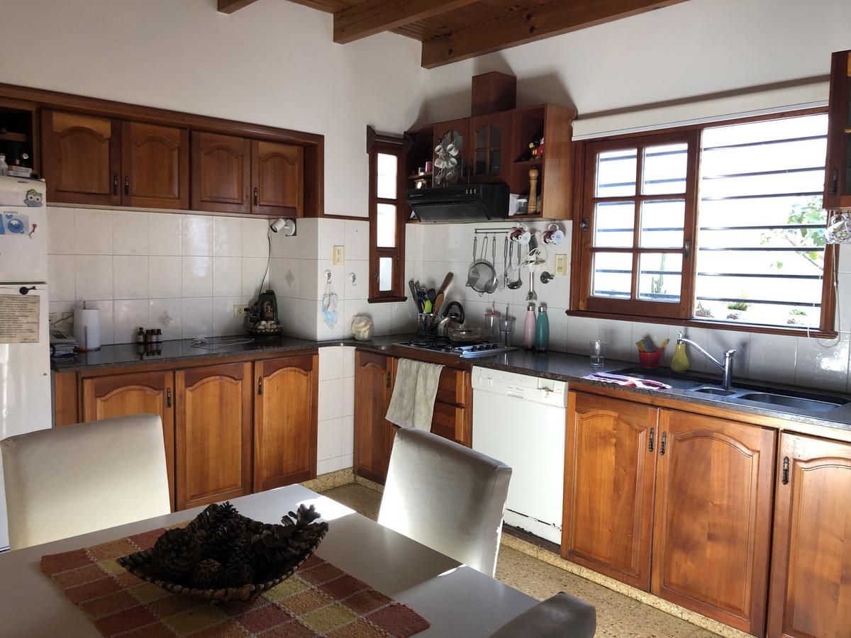 VENTA DE CASA EN G.B.A. Zona Sur - Almirante Brown - 43