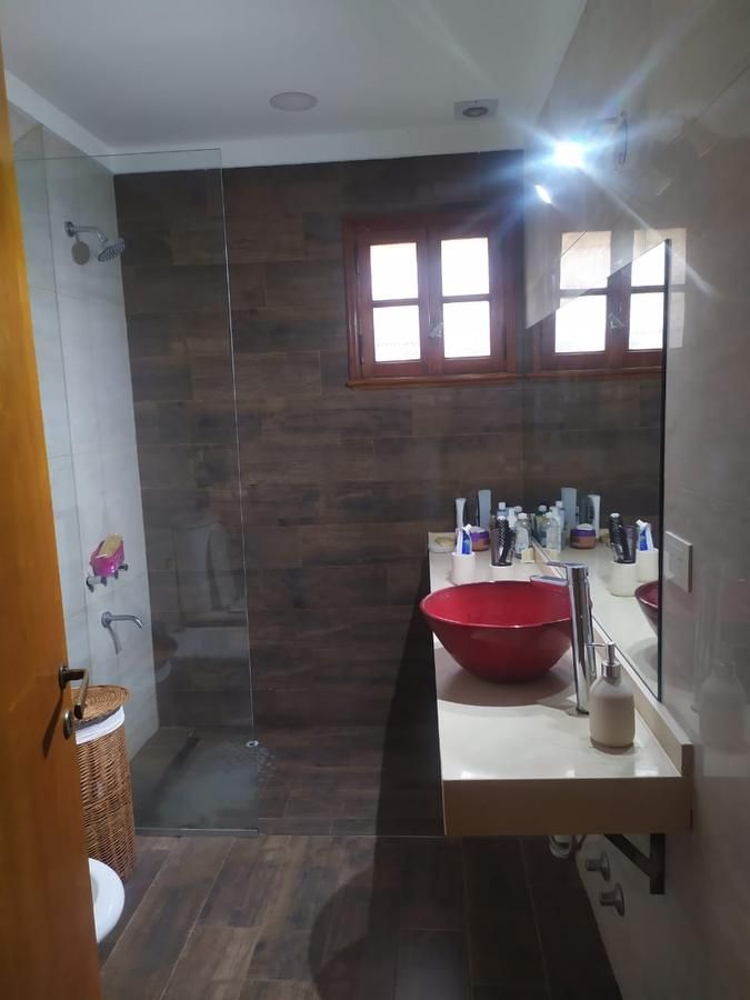 VENTA DE CASA EN G.B.A. Zona Sur - Almirante Brown - 50