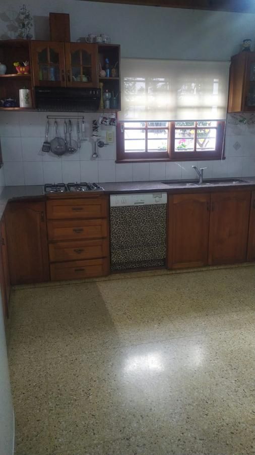 VENTA DE CASA EN G.B.A. Zona Sur - Almirante Brown - 54