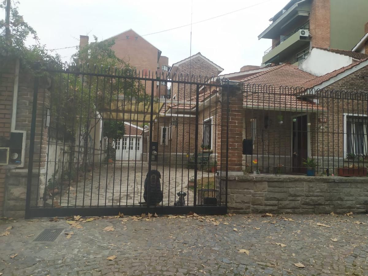 VENTA DE CASA EN G.B.A. Zona Sur - Almirante Brown - 56